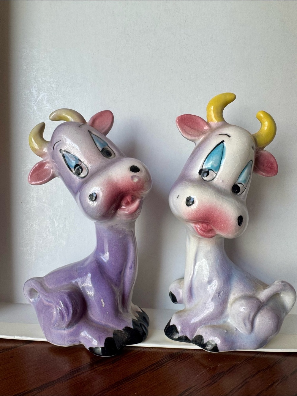 Vintage Purple Ceramic Cow Salt & Pepper Shakers Japan MCM Anthropomorphic Set
